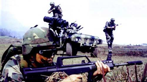 解放軍邊防團于陌生叢林設(shè)難布險磨礪戰(zhàn)斗力