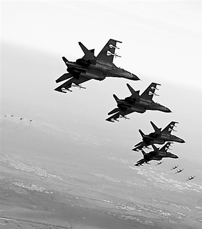 大機(jī)群協(xié)同。譚 超攝