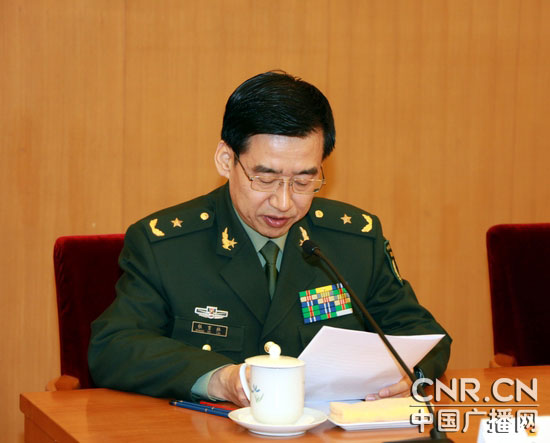 國防科學技術大學校長張育林代表進行大會發言，就提高國防科技自主創新能力提出5點建議。中廣軍事記者陶宏祥攝影