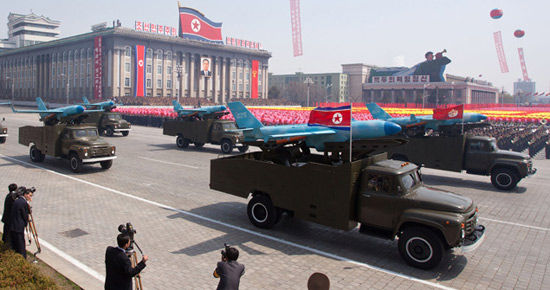 朝鮮國產無人機亮相閱兵式