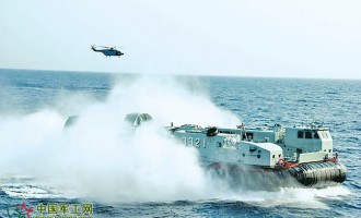 南海艦隊聯(lián)合機動編隊遠海訓練見聞之二